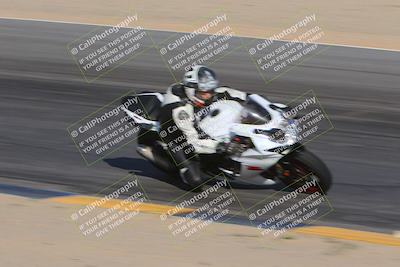 media/Dec-10-2023-SoCal Trackdays (Sun) [[0ce70f5433]]/Turn 10 Inside (140pm)/